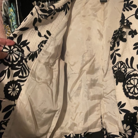 Exquisite Style & Co. Lined Blazer Size 6 - Picture 5 of 5